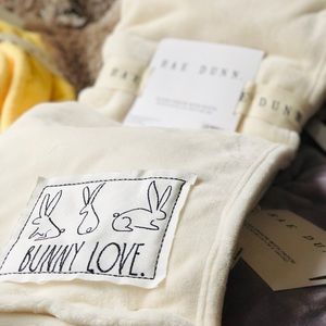 RAE DUNN Cream "Bunny Love” Throw 50” x 60" NWT